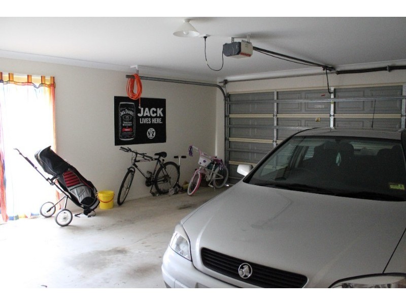 22 Fir Place, Warner QLD 4500