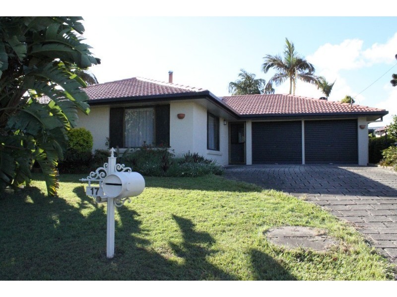 17 Bordeau Crescent, Petrie QLD 4502