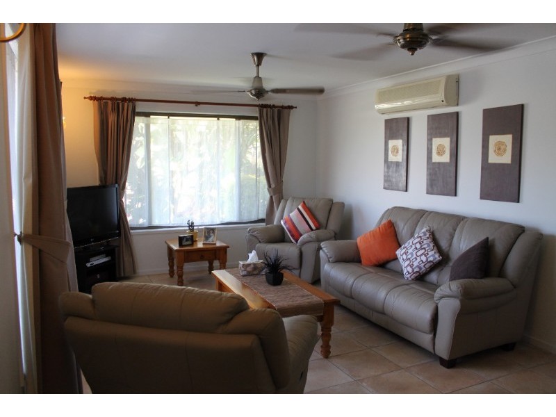 17 Bordeau Crescent, Petrie QLD 4502
