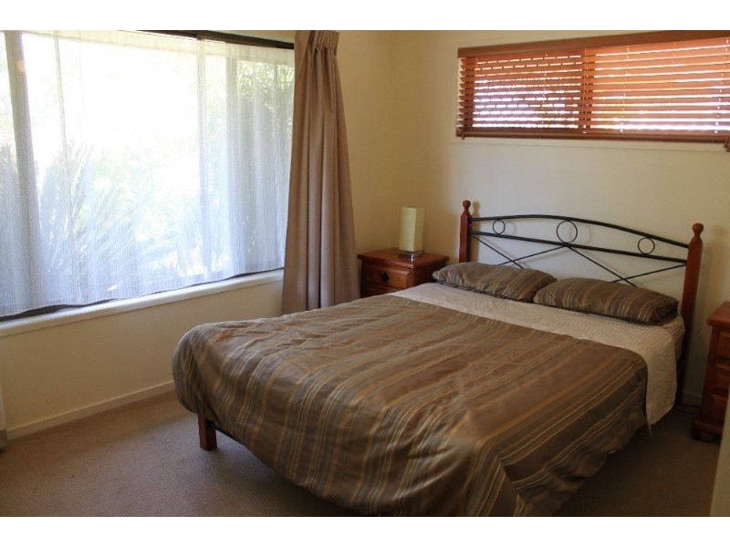 17 Bordeau Crescent, Petrie QLD 4502