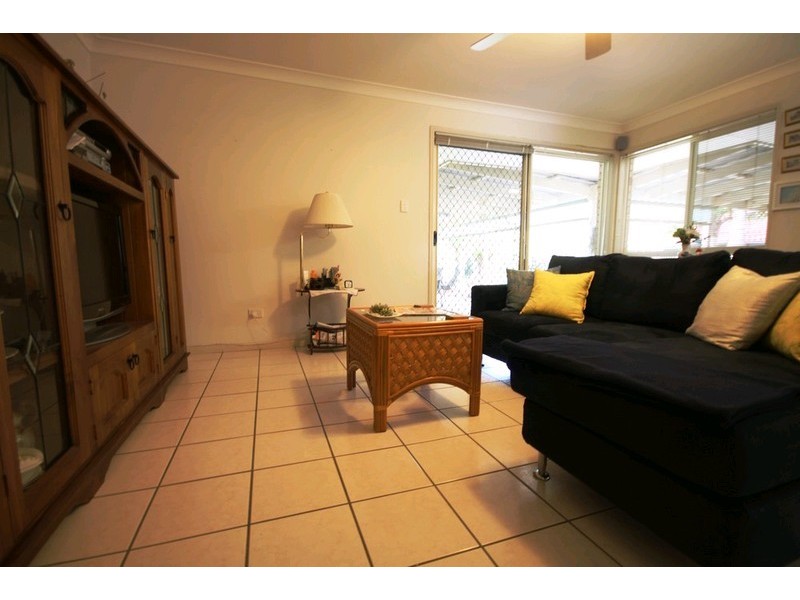 13 Gunsynd Drive, Dakabin QLD 4503