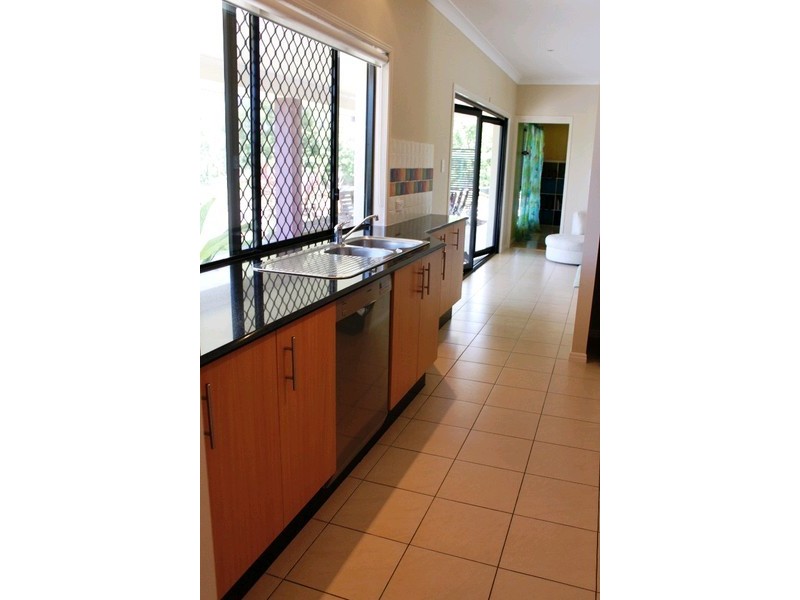 10 Glasstail Crescent, Narangba QLD 4504