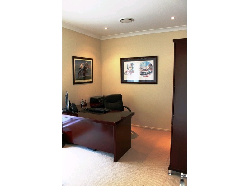 10 Glasstail Crescent, Narangba QLD 4504