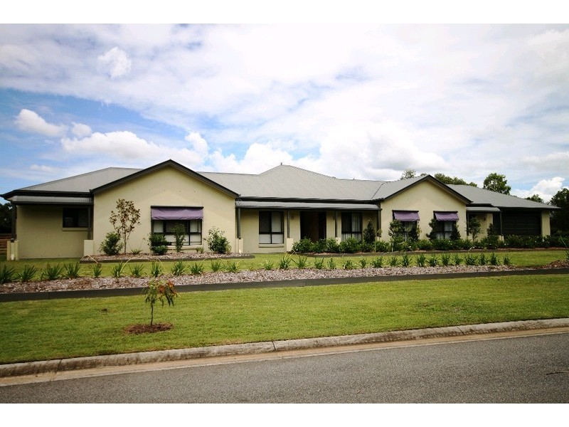 10 Glasstail Crescent, Narangba QLD 4504