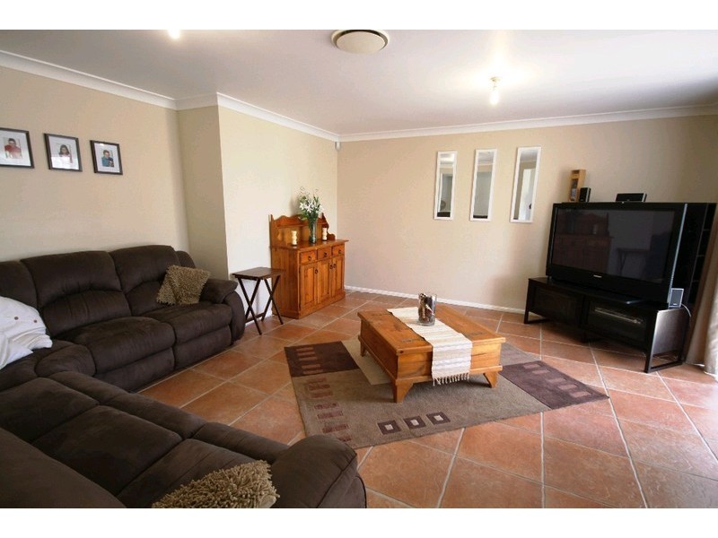 16 Whitfield Court, Narangba QLD 4504