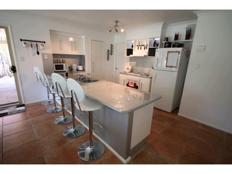 16 Whitfield Court, Narangba QLD 4504