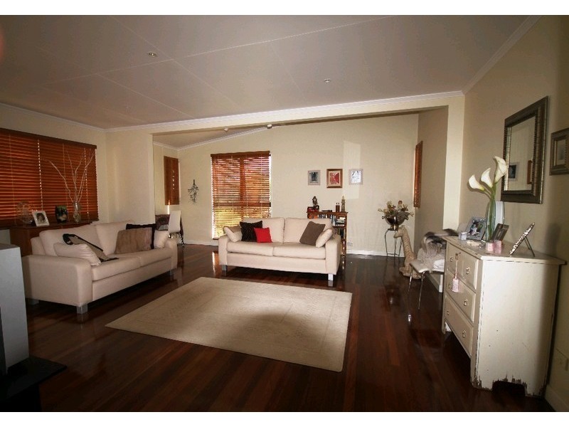 23 Palmer Parade, Strathpine QLD 4500