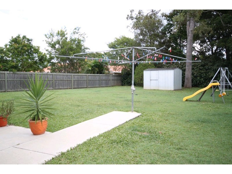 4 Mason Avenue, Kallangur QLD 4503