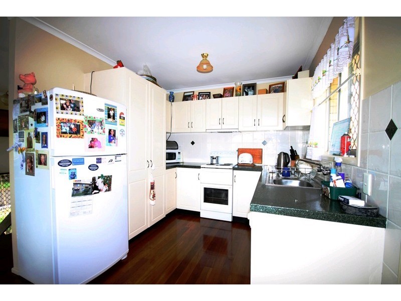 4 Mason Avenue, Kallangur QLD 4503