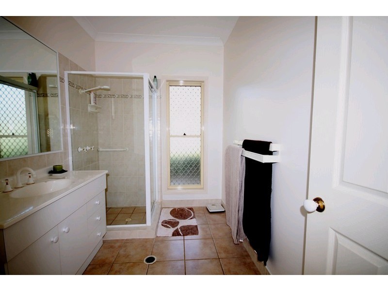 4 Bromley Close, Murrumba Downs QLD 4503
