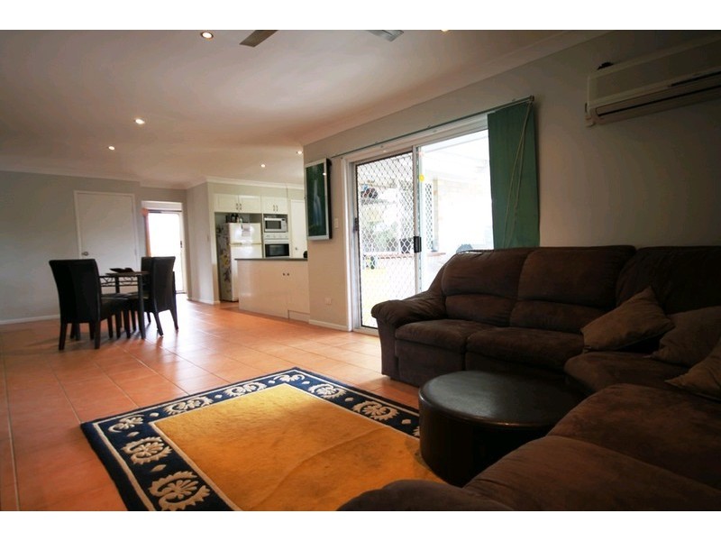 7 Crystelle Court, Murrumba Downs QLD 4503