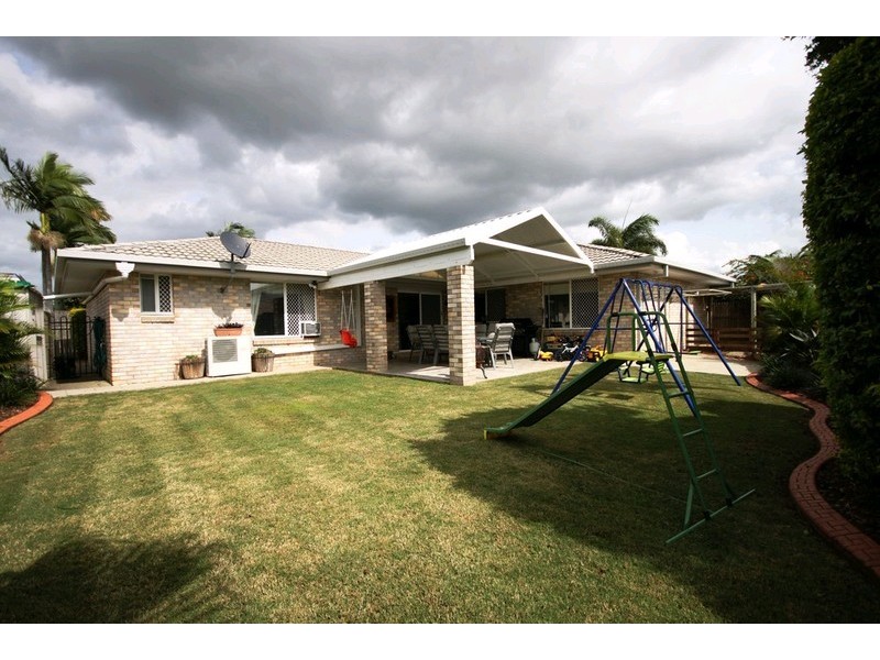 7 Crystelle Court, Murrumba Downs QLD 4503