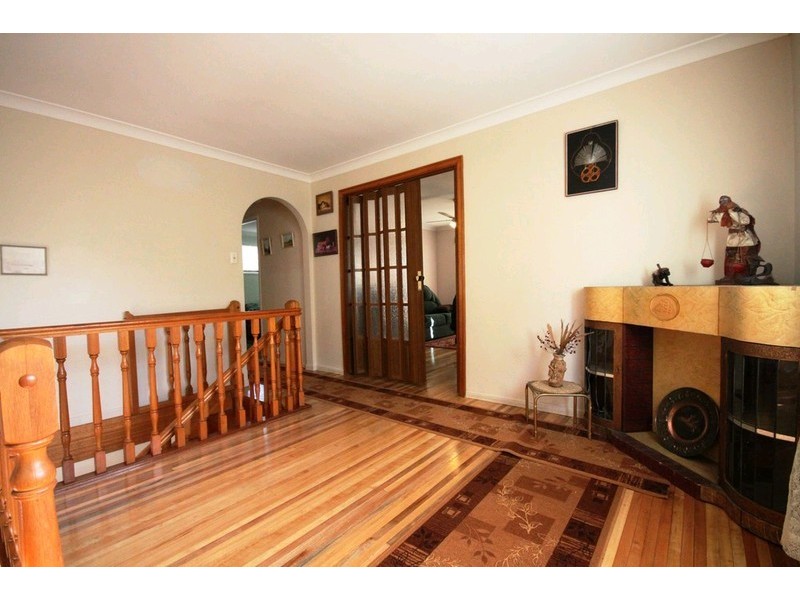 8 Sylvan Court, Kallangur QLD 4503