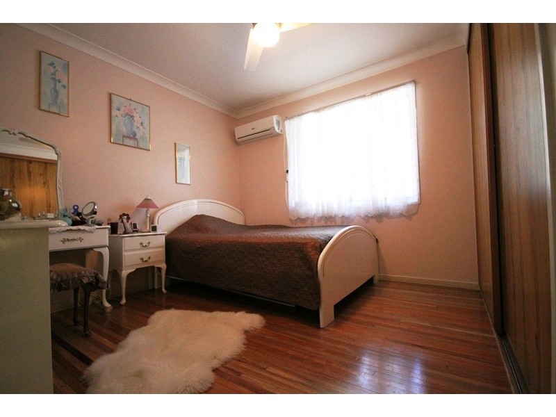 8 Sylvan Court, Kallangur QLD 4503