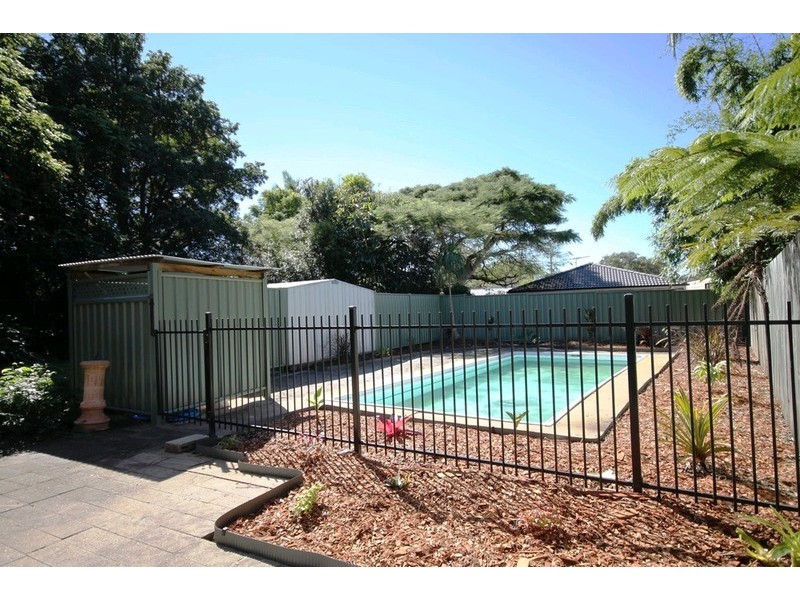 8 Evelyn Street, Kallangur QLD 4503