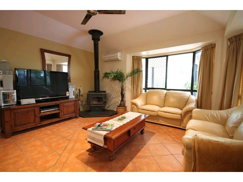 1 Lily Mac Court, Narangba QLD 4504