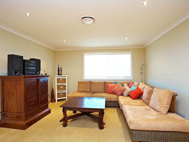 28 Yellow Robin Court, Narangba QLD 4504