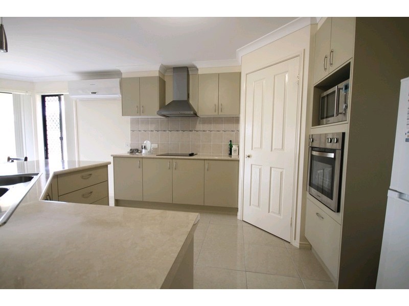 2 Wedgetail Circuit, Narangba QLD 4504