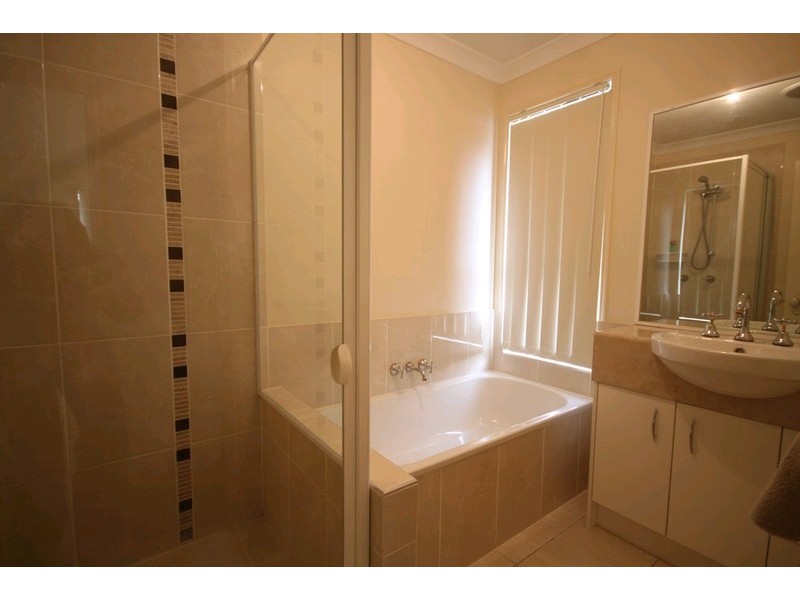 2 Wedgetail Circuit, Narangba QLD 4504