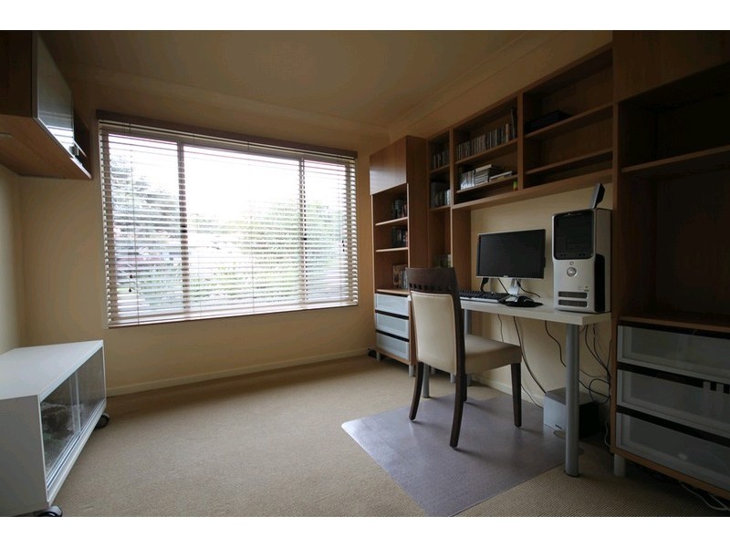 8 Ulysses Street, Kallangur QLD 4503