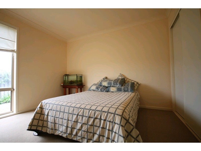 8 Ulysses Street, Kallangur QLD 4503