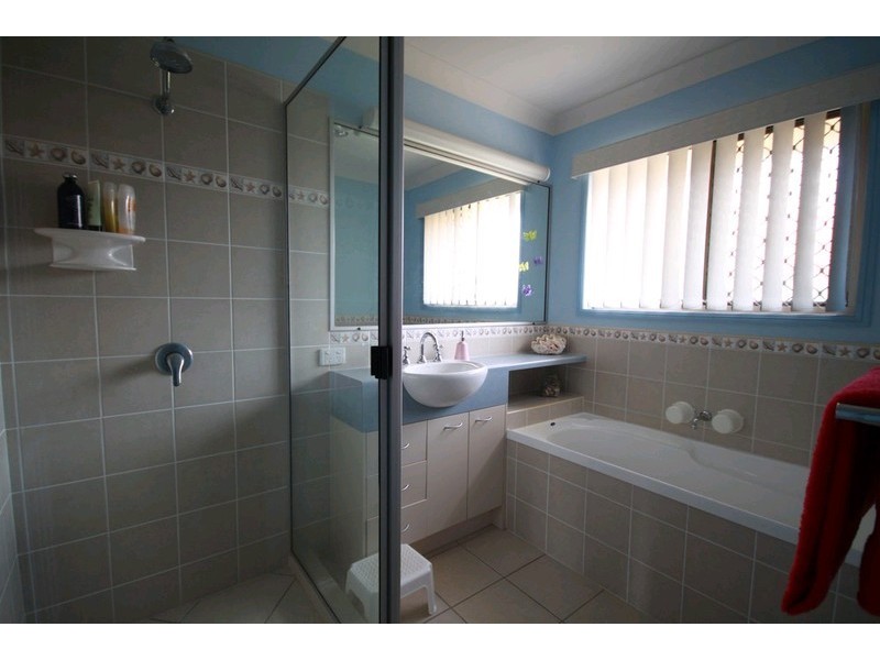 15 Bendee Court, Narangba QLD 4504