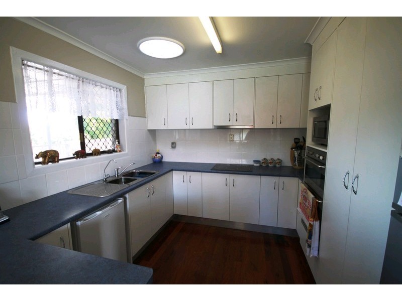 23 Loowa Street, Kallangur QLD 4503