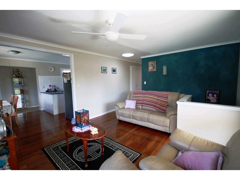 23 Loowa Street, Kallangur QLD 4503