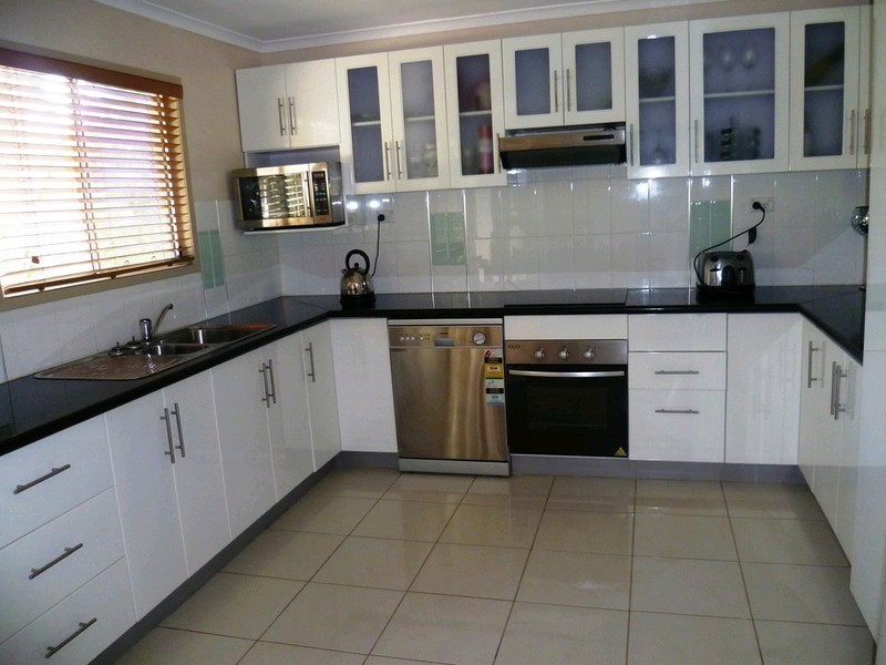 8 Kift Court, Kallangur QLD 4503