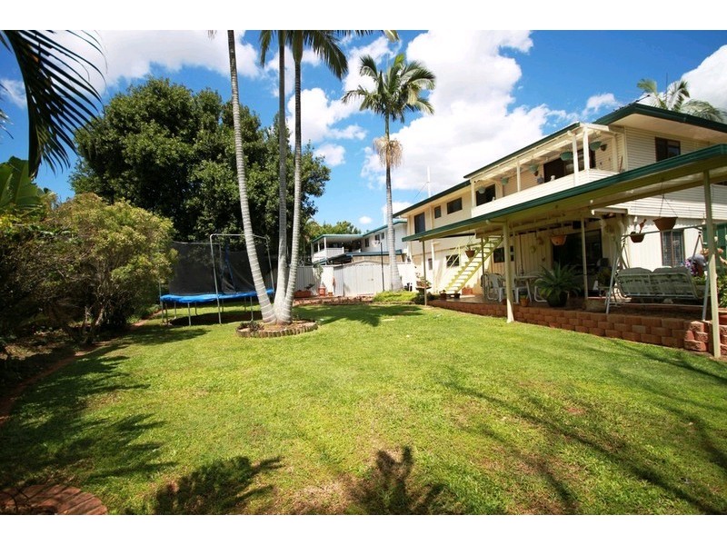 8 Lavercombe Drive, Kallangur QLD 4503