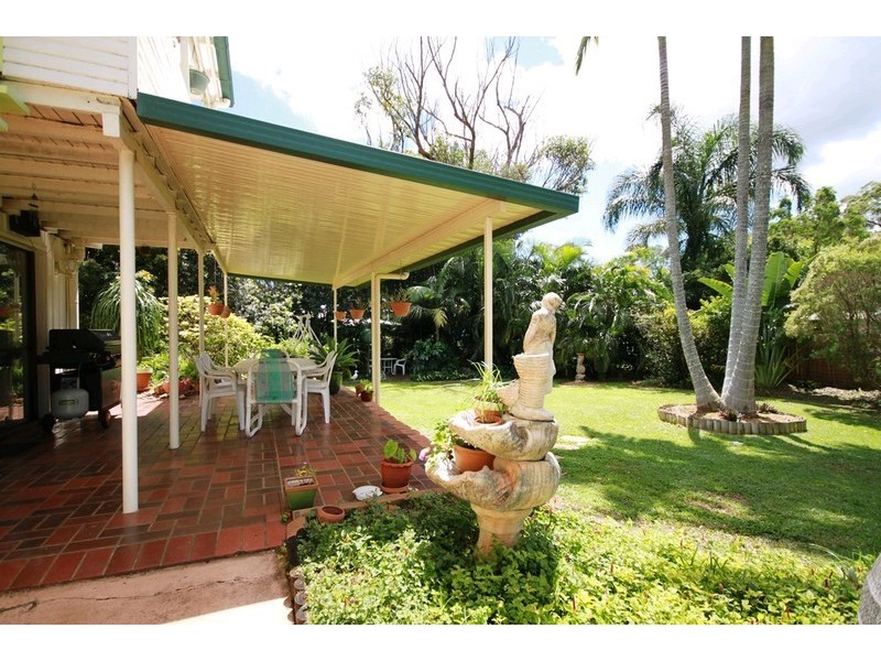 8 Lavercombe Drive, Kallangur QLD 4503