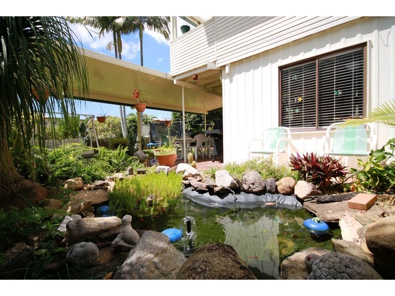 8 Lavercombe Drive, Kallangur QLD 4503