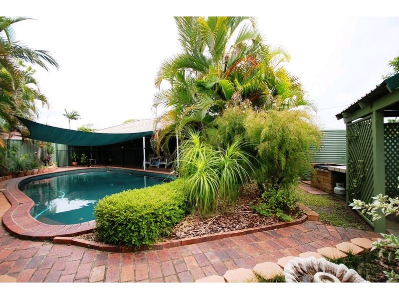 35 Arrakune Crescent, Kallangur QLD 4503