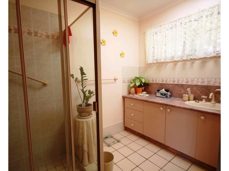 35 Arrakune Crescent, Kallangur QLD 4503