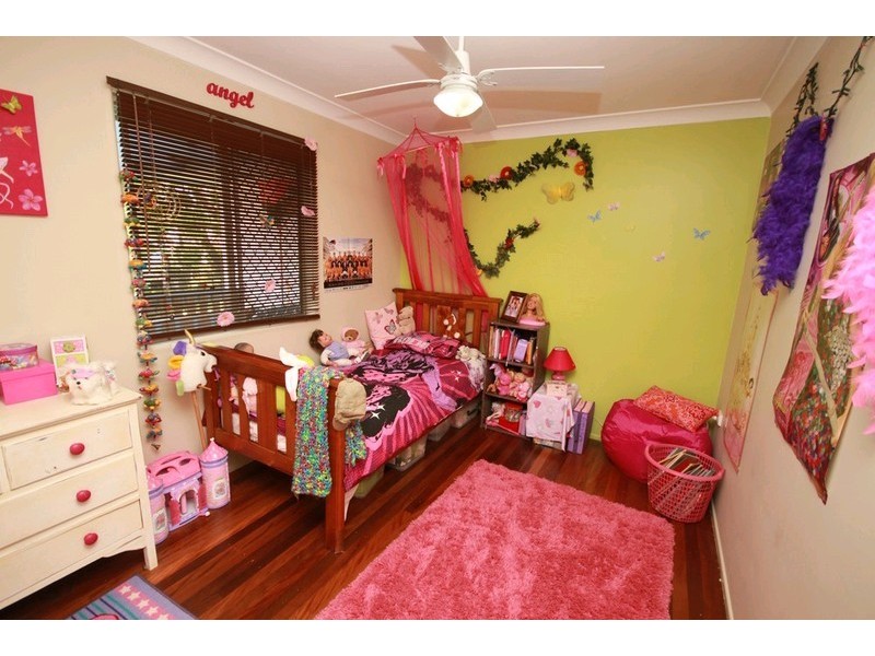 28 Andrew Street, Kallangur QLD 4503