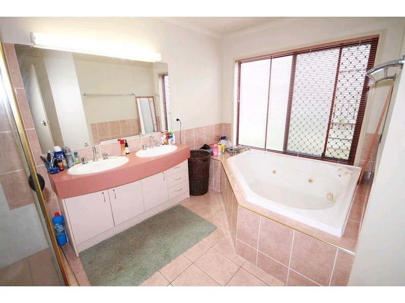 22 Drysdale Court, Murrumba Downs QLD 4503