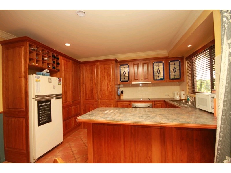 3 Carla  Ct, Kallangur QLD 4503