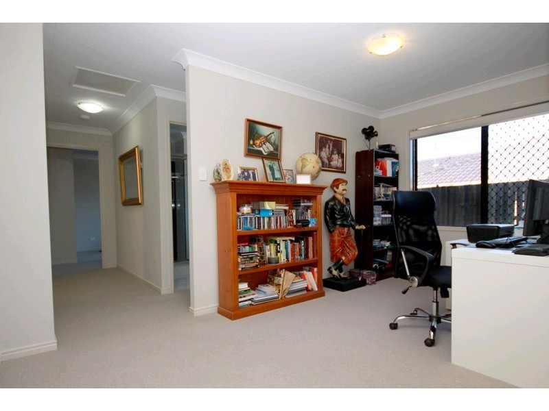 15 Marasco Court, Dakabin QLD 4503