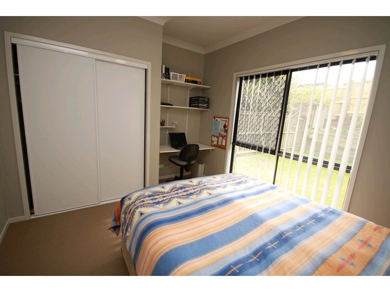 18 Birdwing Cres, Kallangur QLD 4503