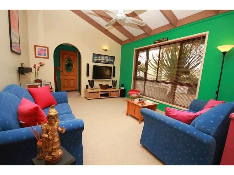 21 Minstrel St, Kallangur QLD 4503