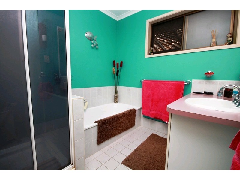 21 Minstrel St, Kallangur QLD 4503