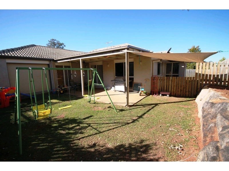 5 Swordgrass Court, Kallangur QLD 4503