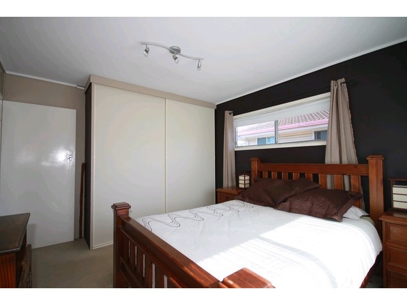 9 Baines Street, Kallangur QLD 4503