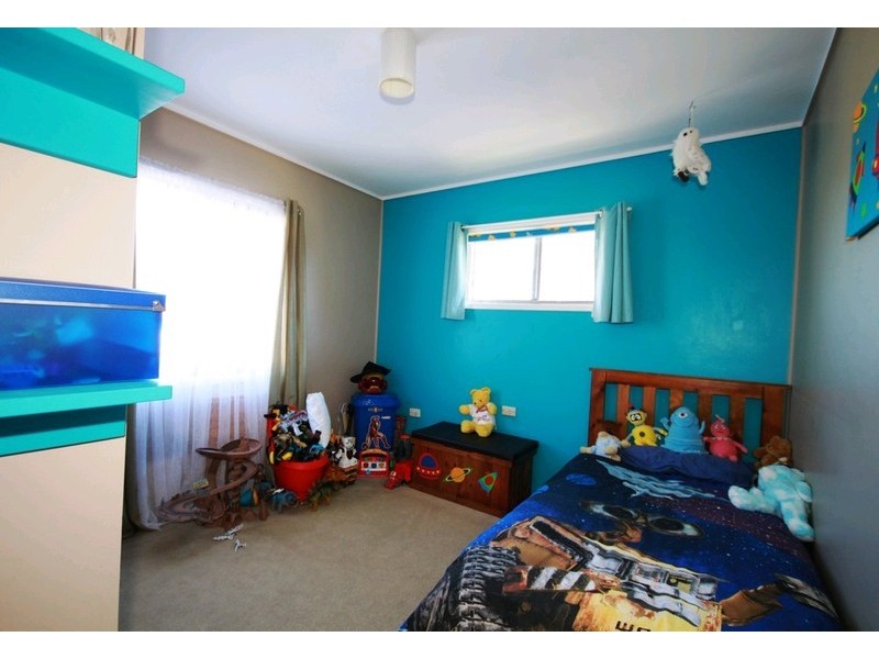 9 Baines Street, Kallangur QLD 4503