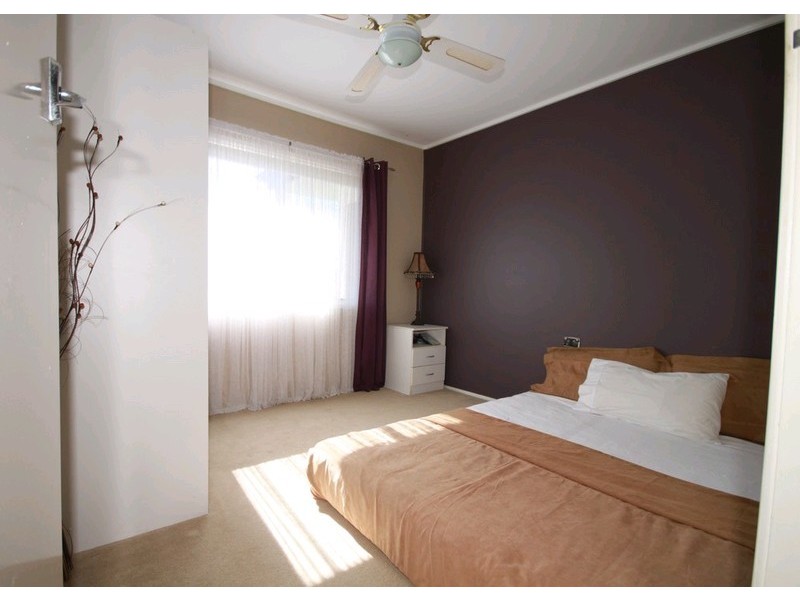 9 Baines Street, Kallangur QLD 4503