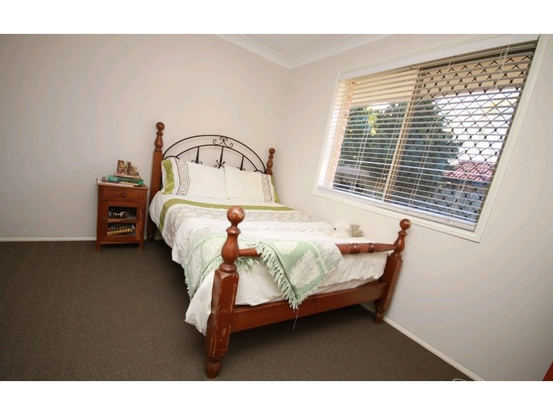 4 Roseann Street, Kallangur QLD 4503