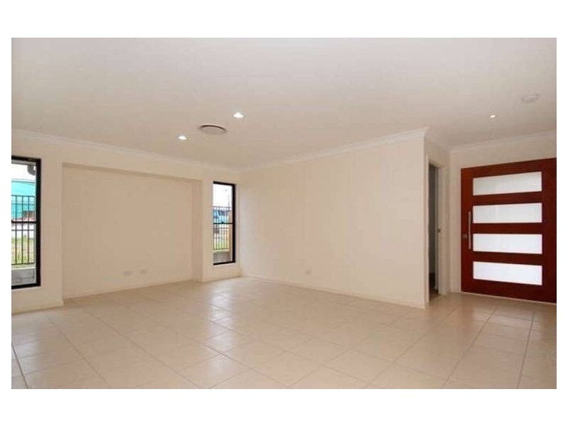 7 Waterway Crescent, Murrumba Downs QLD 4503