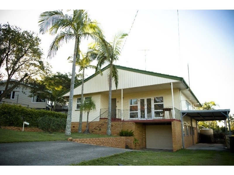 8 Aloomba Street, Balmoral QLD 4171
