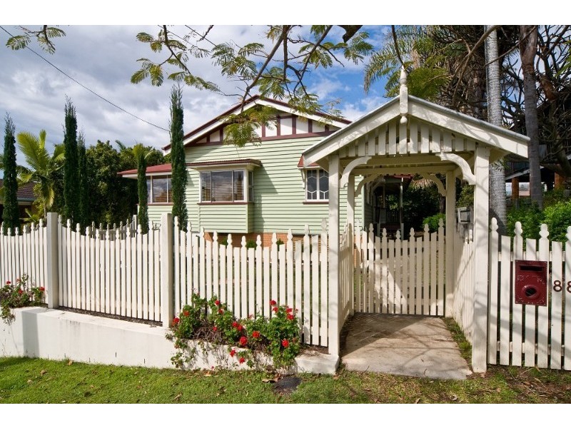 88 Stanton Street, Cannon Hill QLD 4170