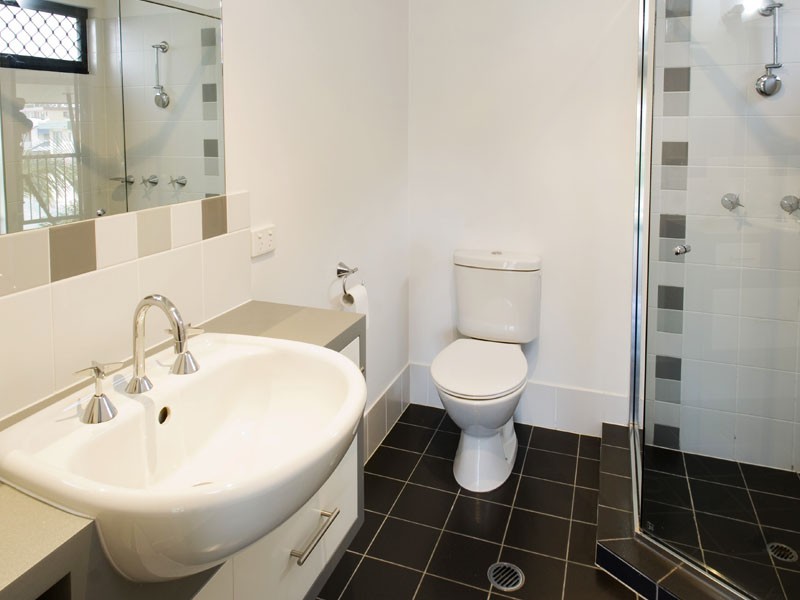 8/16 Rogoona Street, Morningside QLD 4170